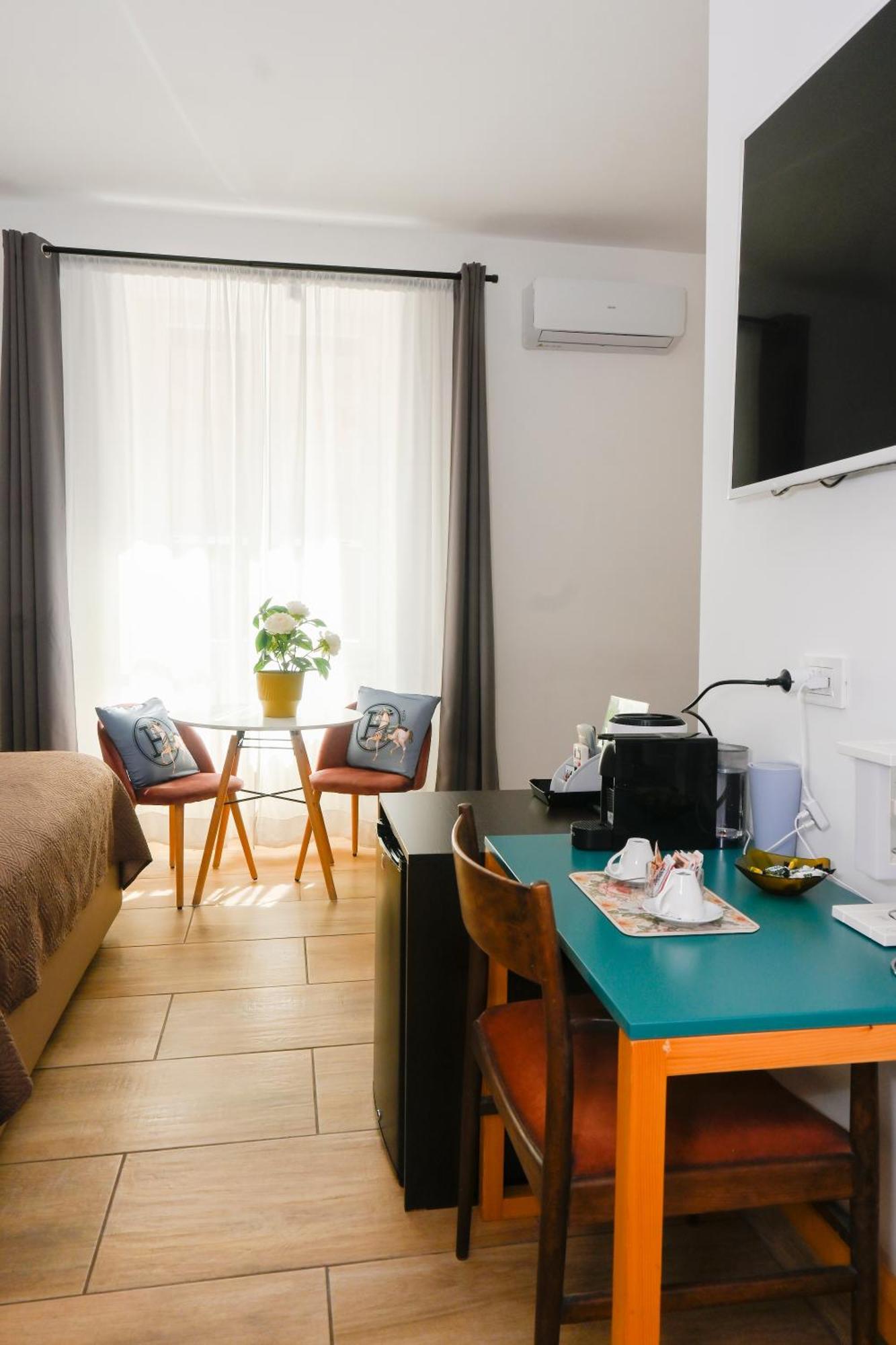 Zeta Rooms Казерта Экстерьер фото