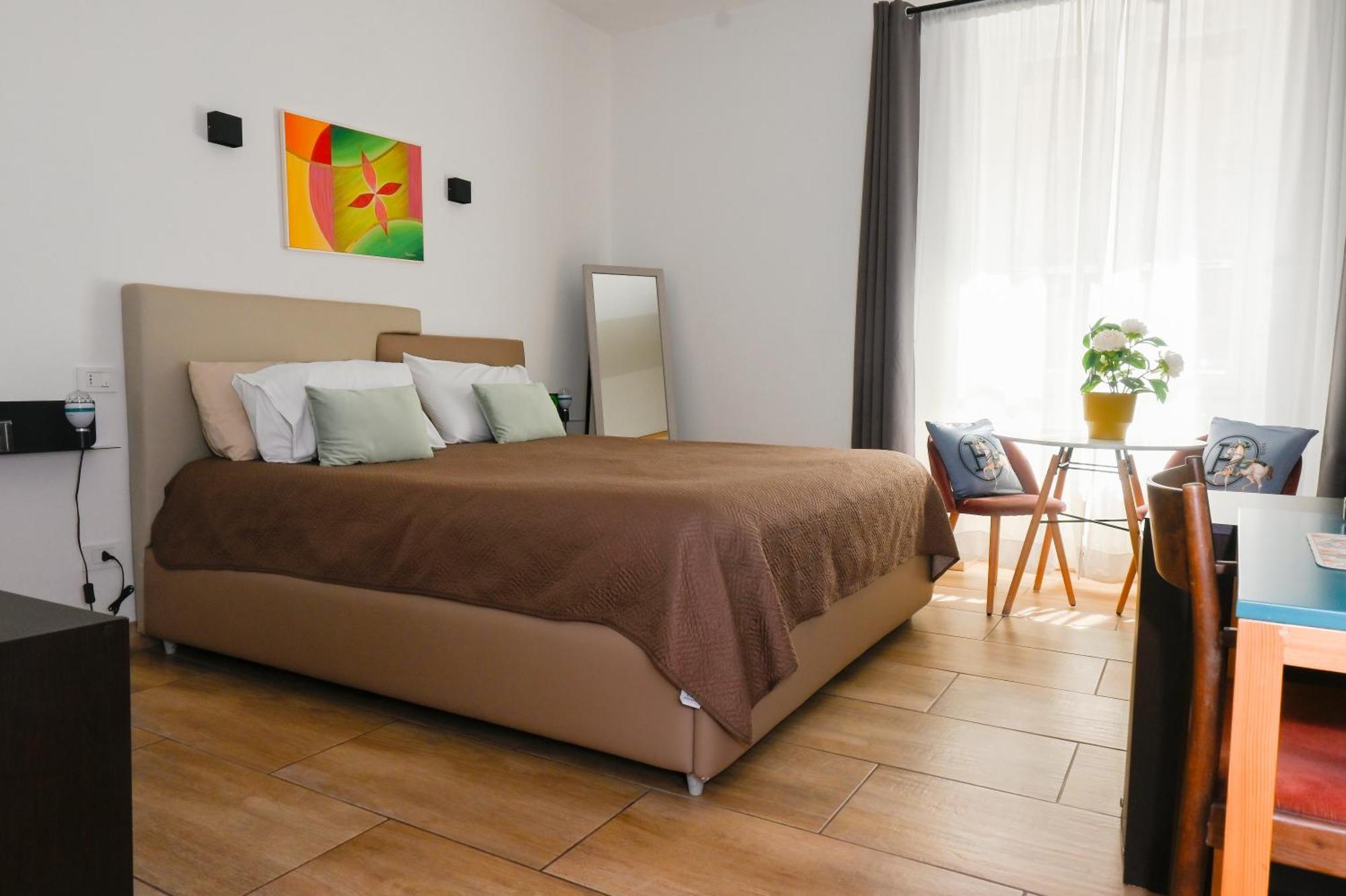 Zeta Rooms Казерта Экстерьер фото
