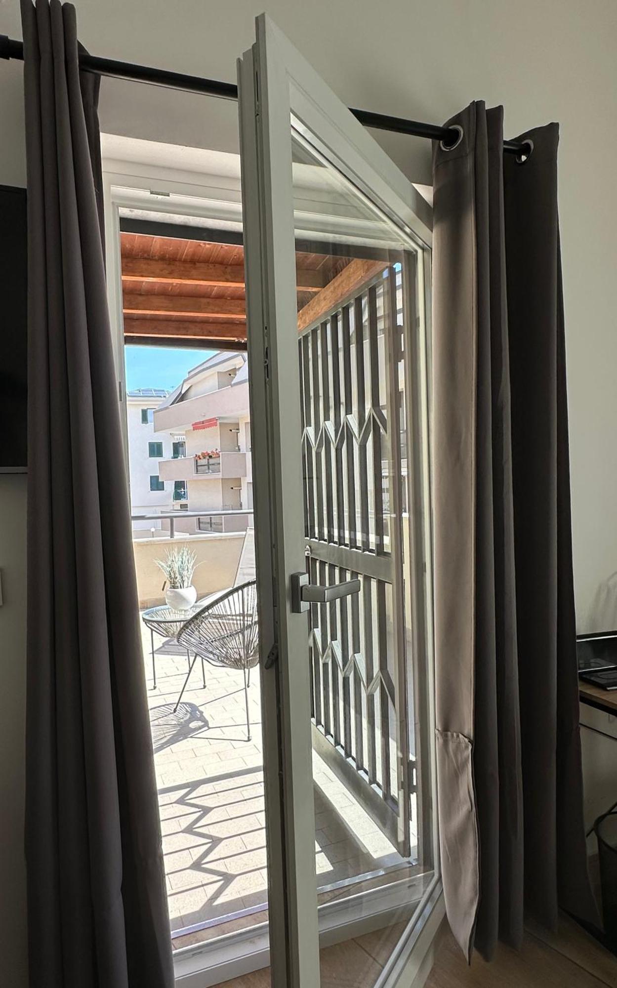 Zeta Rooms Казерта Экстерьер фото